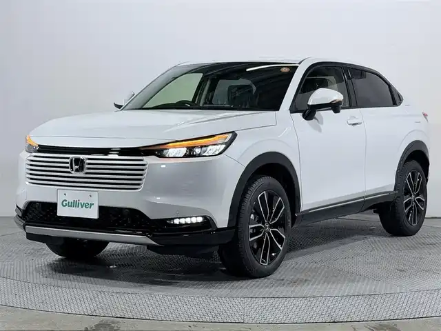 ホンダ ヴェゼル ハイブリッド e:HEV Z 大阪府 2025(令7)年 0.1千km プラチナホワイトパール 純正ナビ /シートヒーター /ホンダセンシング/レーダークルコン　/コーナーセンサー　/レーンアシスト　/ＬＥＤヘッドライト　/電動リアゲート　/プッシュスタート　/ブラインドスポットモニター　/オートライト/オートエアコン/電格ミラー　/ハンドルヒーター