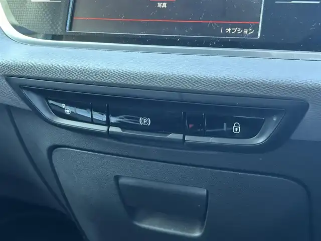 シトロエン グランドＣ４ピカソ シャイン ブルーHDi 埼玉県 2017(平29)年 5.8万km ベージュ ACC /Apple Car Play /バックカメラ レーンキープアシスト /インテリジェントハイビーム /ブラインドスポットモニター /パーキングセンサー /ドライブレコーダー /ETC /3列シート /純正17アルミホイール