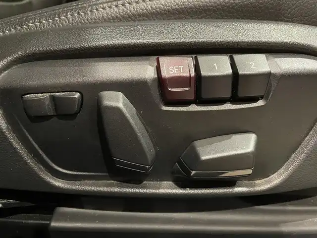 ＢＭＷ Ｘ２ xDrive 18d MスポーツX 道央・札幌 2020(令2)年 3.5万km サファイアブラックP メタリックペイント/アドバンスドアクティブセーフティパッケージ/　・ACC/　・ヘッドアップディスプレイ/ハイラインパッケージ/　・ダコタレザーシート/　・シートヒーター/コンフォートパッケージ/　・オートマチックテールゲート/　・フロントシートヒーター/ACC/ヘッドアップディスプレイ/電動フロントシート/純正HDDナビ