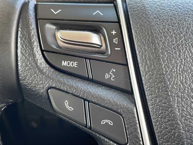 トヨタ アルファードハイブリット G 岩手県 2016(平28)年 2.9万km ブラック 9型ナビ バックC 電動リアゲート 両側電動スライドドア フルセグ DVD再生 メモリ付電動シート レーダークルーズコントロール AC100Vコンセント ビルドインETC オットマン 純正17インチAW オートLEDライト フォグ