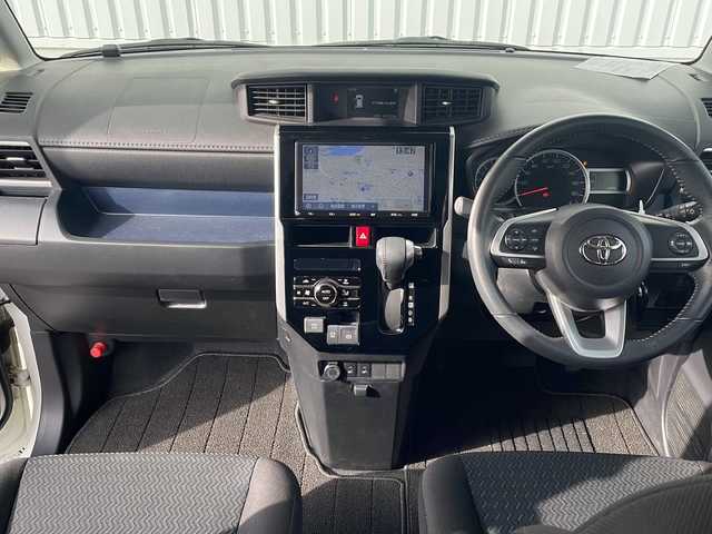 トヨタ ルーミー カスタムG－T 三重県 2021(令3)年 4.4万km パールホワイトⅢ 純正９インチナビ/フルセグTV/ｂｌｕｅｔｏｏｔｈ/ＣＤ，ＤＶＤ再生機能/バックカメラ/オートホールド/前席シートヒーター/両側電動スライドドア/衝突軽減ブレーキ/アイドリングストップ/コーナーセンサー/レーダークルーズコントロール/ステアリングスイッチ/エンジンプッシュスタート/社外前後ドライブレコーダー/スペアキー