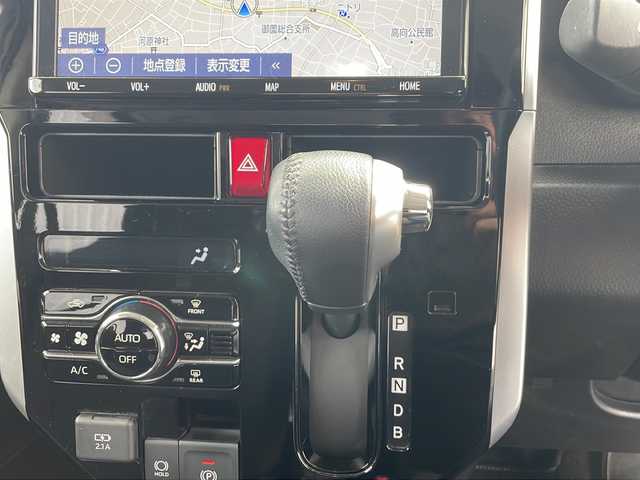 トヨタ ルーミー カスタムG－T 三重県 2021(令3)年 4.4万km パールホワイトⅢ 純正９インチナビ/フルセグTV/ｂｌｕｅｔｏｏｔｈ/ＣＤ，ＤＶＤ再生機能/バックカメラ/オートホールド/前席シートヒーター/両側電動スライドドア/衝突軽減ブレーキ/アイドリングストップ/コーナーセンサー/レーダークルーズコントロール/ステアリングスイッチ/エンジンプッシュスタート/社外前後ドライブレコーダー/スペアキー