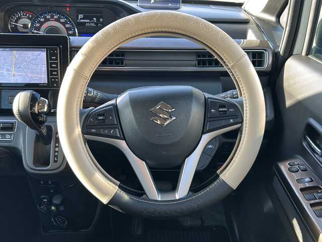 スズキ ワゴンＲ カスタムＺ HYBRID ZX 山口県 2022(令4)年 2.3万km ピュアホワイトP 前方ドライブレコーダー/禁煙車/スマートキー/プッシュスタート/ETC/社外メモリナビ/(DTV/BT/DVD/ラジオ)/全方位カメラ/ヘッドアップディスプレイ/クリアランスソナー/オートライト/オートエアコン/シートヒーター/純正フロアマット/純正アルミホイール/レーダークルーズコントロール/アイドリングストップ/衝突軽減ブレーキ/車線逸脱警報装置/ドアバイザー/保証書/取扱説明書/記録簿