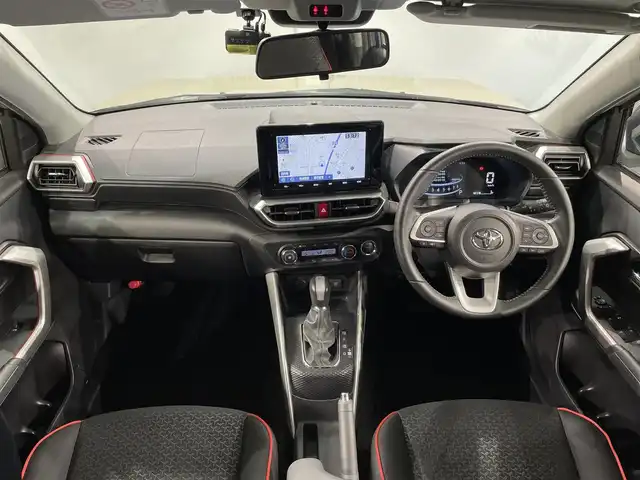 トヨタ ライズ Z 愛知県 2020(令2)年 2.1万km ナチュラルベージュマイカM 純正９インチナビ/衝突軽減ブレーキ/レーダークルーズコントロール/クリアランスソナー/車線逸脱警報　/先行車発進告知/シートヒーター/前後ドライブレコーダー/ビルトインＥＴＣ/アクセサリーソケット/アイドリングストップ/ＬＥＤヘッドライト　/ISOFIX/純正フロアマット/純正17インチアルミホイール