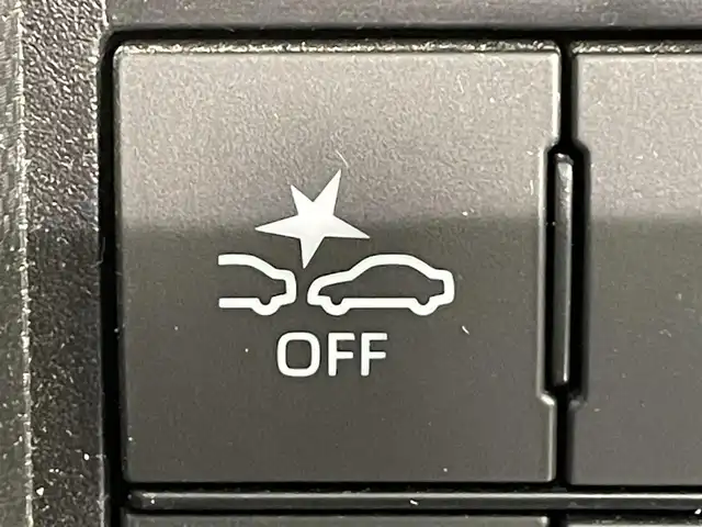 トヨタ ライズ Z 愛知県 2020(令2)年 2.1万km ナチュラルベージュマイカM 純正９インチナビ/衝突軽減ブレーキ/レーダークルーズコントロール/クリアランスソナー/車線逸脱警報　/先行車発進告知/シートヒーター/前後ドライブレコーダー/ビルトインＥＴＣ/アクセサリーソケット/アイドリングストップ/ＬＥＤヘッドライト　/ISOFIX/純正フロアマット/純正17インチアルミホイール