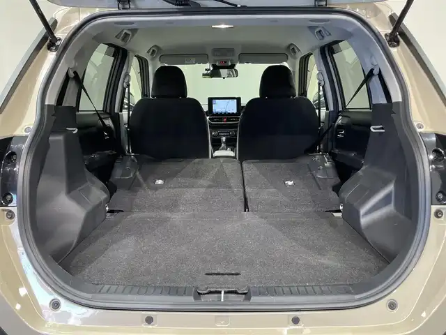 トヨタ ライズ Z 愛知県 2020(令2)年 2.1万km ナチュラルベージュマイカM 純正９インチナビ/衝突軽減ブレーキ/レーダークルーズコントロール/クリアランスソナー/車線逸脱警報　/先行車発進告知/シートヒーター/前後ドライブレコーダー/ビルトインＥＴＣ/アクセサリーソケット/アイドリングストップ/ＬＥＤヘッドライト　/ISOFIX/純正フロアマット/純正17インチアルミホイール