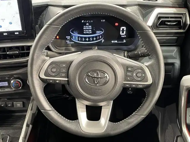 トヨタ ライズ Z 愛知県 2020(令2)年 2.1万km ナチュラルベージュマイカM 純正９インチナビ/衝突軽減ブレーキ/レーダークルーズコントロール/クリアランスソナー/車線逸脱警報　/先行車発進告知/シートヒーター/前後ドライブレコーダー/ビルトインＥＴＣ/アクセサリーソケット/アイドリングストップ/ＬＥＤヘッドライト　/ISOFIX/純正フロアマット/純正17インチアルミホイール