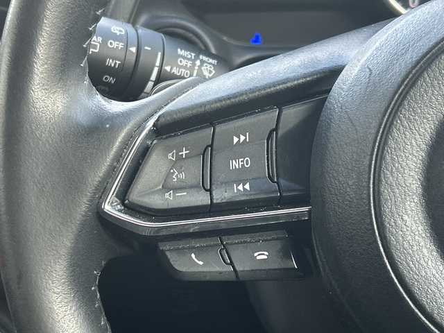 マツダ デミオ XD ツーリング 大阪府 2016(平28)年 1万km ソニックシルバーM １オーナー　シートヒーター　レーダークルーズコントロール　フルセグＴＶ　ＣＤ　ＤＶＤ　Ｂｌｕｅｔｏｏｔｈ　ＥＴＣ　ヘッドアップディスプレイ　ブラインドスポットモニター　オートＬＥＤヘッドライト　バックカメラ　プッシュスタート　純正ホイール　純正オーディオ　純正フロアマット　スペアキー1　取説　保証書　