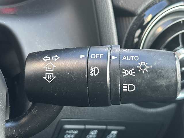 マツダ デミオ XD ツーリング 大阪府 2016(平28)年 1万km ソニックシルバーM １オーナー　シートヒーター　レーダークルーズコントロール　フルセグＴＶ　ＣＤ　ＤＶＤ　Ｂｌｕｅｔｏｏｔｈ　ＥＴＣ　ヘッドアップディスプレイ　ブラインドスポットモニター　オートＬＥＤヘッドライト　バックカメラ　プッシュスタート　純正ホイール　純正オーディオ　純正フロアマット　スペアキー1　取説　保証書　