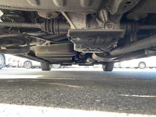 トヨタ ノア Si ダブルバイビー 岩手県 2018(平30)年 7.1万km ブラッキッシュアゲハガラスフレーク トヨタセーフティセンス/純正10インチナビ/　CD/DVD/フルセグ/Bluetooth/バックカメラ/両側パワースライドドア/ハーフレザーシート/純正エンジンスターター/ETC/LEDヘッドライト/LEDフォグ/純正AW付きサマータイヤ積込み/クルーズコントロール/革巻きステアリング/ステアリングスイッチ/スマートキー/純正ドアバイザー/純正フロアマット/保証書