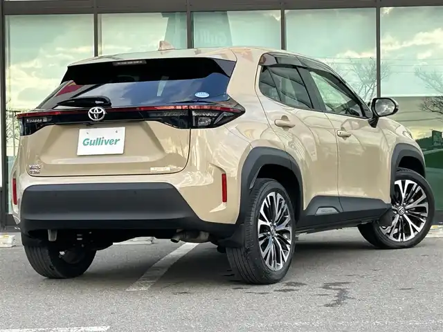 トヨタ ヤリスクロス Z 和歌山県 2021(令3)年 2.6万km ベージュ 純正ナビ/アラウンドビューモニター/レーダークルーズコントロール/レーンキープ/横滑り防止装置/コーナーセンサー/衝突被害軽減ブレーキ/ハンドルスイッチ/ETC/ドライブレコーダー/ハーフレザーシート/シートヒーター/プッシュスタート/スマートキー/ステアリングリモコン/LEDヘッドライト/オートライト/オートマハイビーム/革巻きハンドル/純正アルミホイール