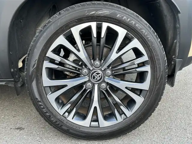 トヨタ ヤリスクロス Z 和歌山県 2021(令3)年 2.6万km ベージュ 純正ナビ/アラウンドビューモニター/レーダークルーズコントロール/レーンキープ/横滑り防止装置/コーナーセンサー/衝突被害軽減ブレーキ/ハンドルスイッチ/ETC/ドライブレコーダー/ハーフレザーシート/シートヒーター/プッシュスタート/スマートキー/ステアリングリモコン/LEDヘッドライト/オートライト/オートマハイビーム/革巻きハンドル/純正アルミホイール