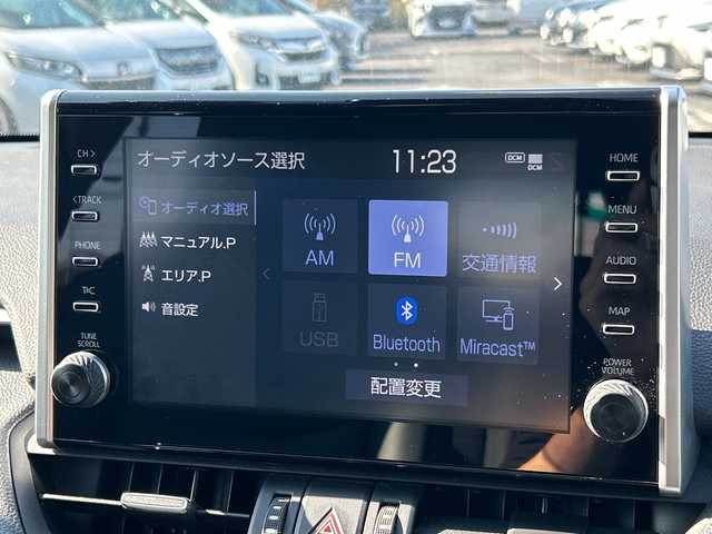 トヨタ ＲＡＶ４ ハイブリッドG 千葉県 2021(令3)年 2.2万km シルバーメタリック 純正ナビ　全周囲カメラ　ドライブレコーダー　追従式クルーズコントロール　パワーバックドア　パワーシート　シートヒーター　ブラインドスポットモニター　置くだけ充電　ステアリングヒーター　ＥＴＣ２．０/純正ナビ/Bluetooth/USB/全周囲カメラ/ドライブレコーダー（CS-91FH）/追従式クルーズコントロール/パワーバックドア/運転席パワーシート/前席シートヒーター/ブラインドスポットモニター/置くだけ充電　/ステアリングヒーター/ＥＴＣ２．０/純正アルミホイール/純正フロアマット/LEDヘッドライト/フォグランプ/オートマチックハイビーム/クリアランスソナー/カーテンエアバック/レーンキープアシスト/横滑り防止装置/盗難防止装置