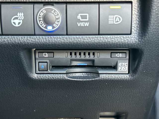 トヨタ ＲＡＶ４ ハイブリッドG 千葉県 2021(令3)年 2.2万km シルバーメタリック 純正ナビ　全周囲カメラ　ドライブレコーダー　追従式クルーズコントロール　パワーバックドア　パワーシート　シートヒーター　ブラインドスポットモニター　置くだけ充電　ステアリングヒーター　ＥＴＣ２．０/純正ナビ/Bluetooth/USB/全周囲カメラ/ドライブレコーダー（CS-91FH）/追従式クルーズコントロール/パワーバックドア/運転席パワーシート/前席シートヒーター/ブラインドスポットモニター/置くだけ充電　/ステアリングヒーター/ＥＴＣ２．０/純正アルミホイール/純正フロアマット/LEDヘッドライト/フォグランプ/オートマチックハイビーム/クリアランスソナー/カーテンエアバック/レーンキープアシスト/横滑り防止装置/盗難防止装置