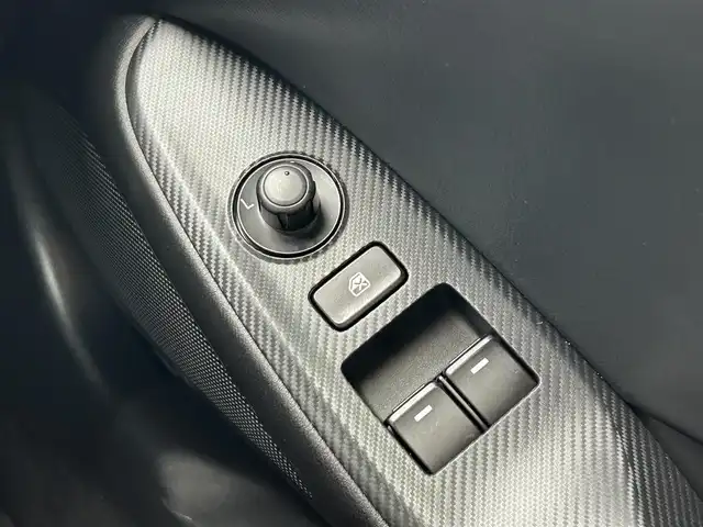 マツダ ロードスター 990S 群馬県 2022(令4)年 1万km スノーフレイクホワイトパールマイカ 6MT車/アドバンストスマートシティブレーキサポート/スマートシティブレーキサポート（後退時）/車線逸脱警報システム/専用セッティング（ダンパー/スプリング/PCM等）/BSM/純正16インチRAYS製アルミホイール/Bremboブラックキャリパー/ダークグレーソフトトップ/ドライブレコーダー/社外ポータブルナビ/純正オーディオ/プッシュスタート/LEDヘッドランプ/ETC