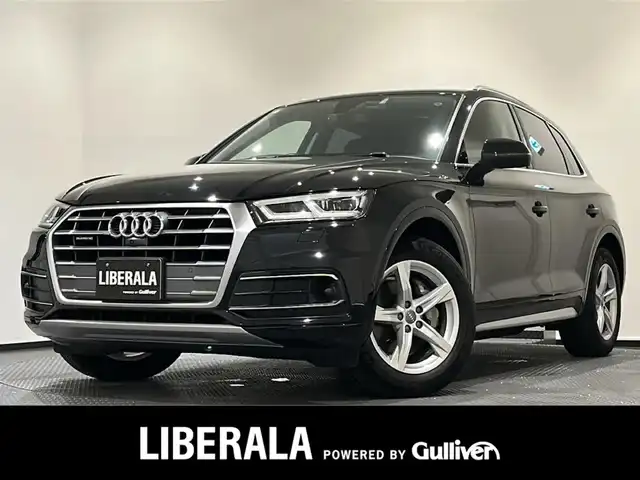 アウディ Ｑ５ 40TDIクワトロスポーツエアサ 新潟県 2019(令1)年 4.8万km ミトスブラックメタリック ラグジュアリーパッケージ/・パーシャルレザー/・マルチカラーアンビエントライティング/・アダプティブエアサスペンション/アシスタンスパッケージ /・LEDヘッドライト /・LEDリヤコンビネーションライト/ （ダイナミックターンインディケーター）/・アウディプレセンスリヤ/・アウディサイドアシスト/・バーチャルコックピット/マトリクスLEDヘッドライトパッケージ/・マトリクスLEDヘッドライト/　（ダイナミックターンインディケーター）/・ヘッドライトウォッシャー/MMI/(CD/DVD/Bluetooth/CarPlay/フルセグ)/360°カメラ/アダプティブクルーズコントロール/Audiアクティブレーンアシスト/パーキングエイド/メモリー付きパワーシート/全席シートヒーター/ETC2.0/ドライブレコーダー/純正フロアマット/純正18インチアルミホイール/保証書