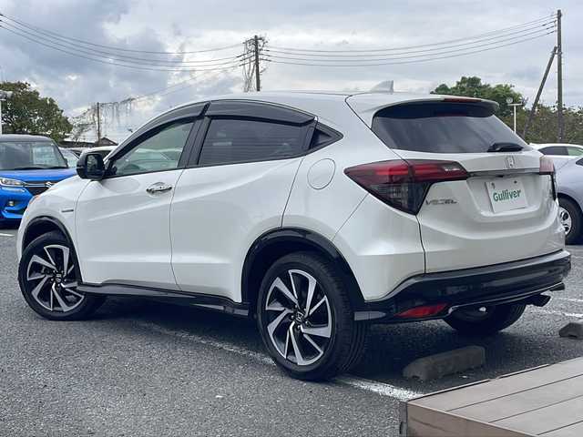 ホンダ ヴェゼル ハイブリッド RS ホンダセンシング 千葉県 2020(令2)年 6.6万km プラチナホワイトパール ナビVXM-204VFi バックカメラ シートヒーター ドラレコ ETC DVD BT レーダークルーズ ハーフレザー パドルシフト イルミスカッフプレート LEDライト オートライト 18インチAW