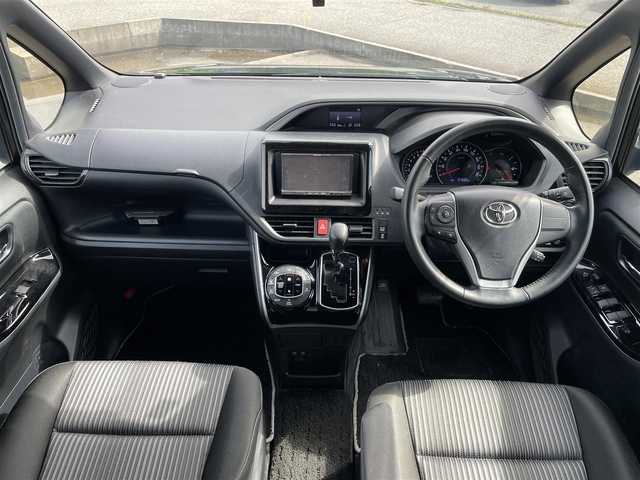 トヨタ ヴォクシー ZS 煌Ⅱ 富山県 2020(令2)年 2.7万km ブラック ワンオーナー/トヨタセーフティセンス/プリクラッシュセーフティ/オートマチックハイビーム/レーンディパーチャーアラート/先行車発信告知機能/インテリジェントクリアランスソナー/ナビ/フルセグＴＶ/ＤＶＤ再生/バックカメラ/両側パワースライドドア/LEDオートライト/LEDフォグライト