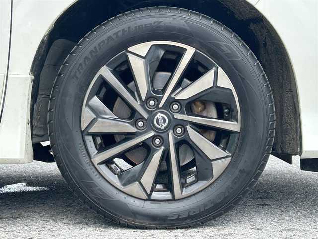 日産 セレナ ハイウェイS V アーバンクロム 滋賀県 2021(令3)年 5.4万km ブリリアントホワイトパール 2トーン ガソリン（ハイブリッド）/2WD(FF)/CVT/10インチ純正ナビ/（ワンセグ/Bluetooth/AM/FM/SD//CD/DVD/USB/ipod）/ETC/プリクラッシュブレーキアシスト	/プロパイロット/フロント＆バックソナー/バックカメラ/レーダークルーズコントロール/純正フリップダウンモニター/電子パーキング/ブレーキホールド/両側パワースライドドア/アイドリングストップ/横滑り防止/純正マット/ドアバイザー/前後ドライブレコーダー/オートライト/フォグランプ