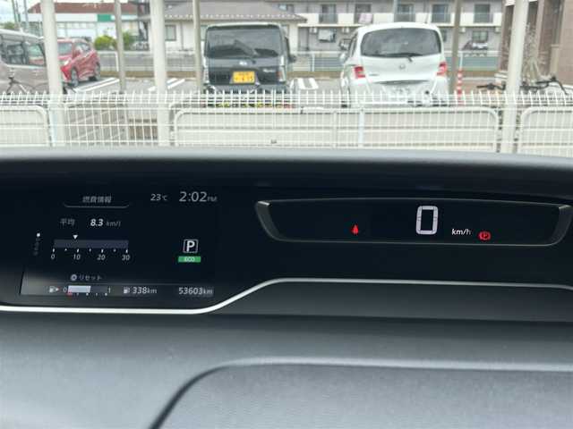 日産 セレナ ハイウェイS V アーバンクロム 滋賀県 2021(令3)年 5.4万km ブリリアントホワイトパール 2トーン ガソリン（ハイブリッド）/2WD(FF)/CVT/10インチ純正ナビ/（ワンセグ/Bluetooth/AM/FM/SD//CD/DVD/USB/ipod）/ETC/プリクラッシュブレーキアシスト	/プロパイロット/フロント＆バックソナー/バックカメラ/レーダークルーズコントロール/純正フリップダウンモニター/電子パーキング/ブレーキホールド/両側パワースライドドア/アイドリングストップ/横滑り防止/純正マット/ドアバイザー/前後ドライブレコーダー/オートライト/フォグランプ