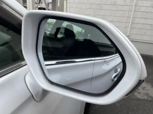 トヨタ クラウン ハイブリッド RS リミテッドⅡ 群馬県 2021(令3)年 2.7万km プレシャスホワイトパール ワンオーナー/純正メモリナビ/(CD/DVD/SD/BT/フルセグTV)/レーダークルーズコントロール/レーントレーシングアシスト/ブラインドスポットモニター/ビルトインETC2.0/前席パワーシート＆シートヒーター/MTモード付AT/純正フロアマット＆純正ドアバイザー/電動格納ミラー＆ウインカーミラー/オートライト＆オートハイビーム/スマートキー×2/保証書＆取説＆ナビ取説