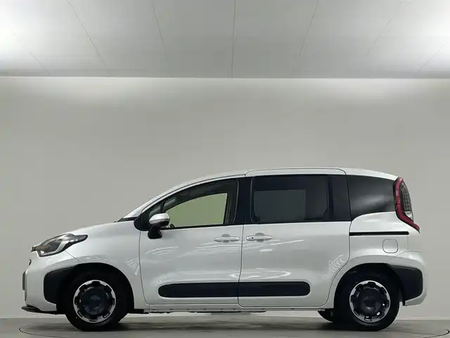 トヨタ シエンタ ハイブリッド Z 埼玉県 2025(令7)年 0.1万km未満 プラチナホワイトパールマイカ 10.5型ディスプレイオーディオ　フルセグ 全方位カメラ　レーダークルーズ　トヨタセーフティセンス　ビルトインETC　ドラレコ　両側パワスラ　LEDオートライト　BSM　スペアキー