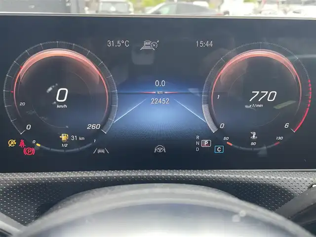 メルセデス・ベンツ Ａ２００ｄ AMGライン 高知県 2020(令2)年 2.3万km ポーラホワイト 純正ナビ /バックカメラ/クライメートコントロール /ハーフレザーシート /シートヒーター /純正アルミ16インチ /前後ドラレコ /BSM /LED /ETC /運転席・助手席パワーシート /オートライト