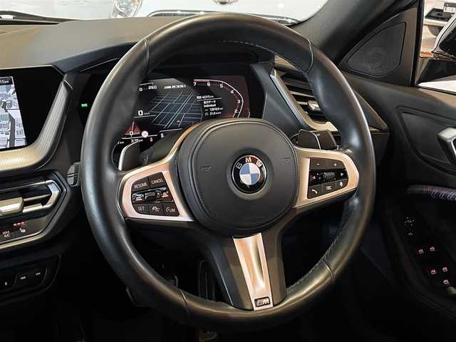 ＢＭＷ Ｍ２３５ｉ グランクーペ xDrive 道央・札幌 2020(令2)年 4.3万km アルピンホワイトⅢ プラスパッケージ/　・Mスポーツシート/　・アダプティブサスペンション/　・HiFiスピーカー/　・パフォーレーテッドダコタレザーシート/ヘッドアップディスプレイ/アダプティブLEDヘッドライト/ドライビングアシスト/　・ACC/　・レーンチェンジウォーニング/　・レーンディパーチャーウォーニング/パーキングアシスト/シートヒーター/純正HDDナビ/USB/BT/バックカメラ/PDC/社外ドライブレコーダー