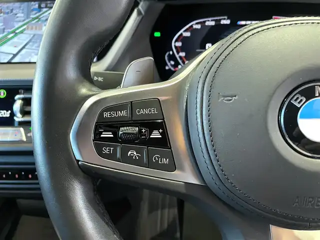 ＢＭＷ Ｍ２３５ｉ グランクーペ xDrive 道央・札幌 2020(令2)年 4.3万km アルピンホワイトⅢ プラスパッケージ/　・Mスポーツシート/　・アダプティブサスペンション/　・HiFiスピーカー/　・パフォーレーテッドダコタレザーシート/ヘッドアップディスプレイ/アダプティブLEDヘッドライト/ドライビングアシスト/　・ACC/　・レーンチェンジウォーニング/　・レーンディパーチャーウォーニング/パーキングアシスト/シートヒーター/純正HDDナビ/USB/BT/バックカメラ/PDC/社外ドライブレコーダー