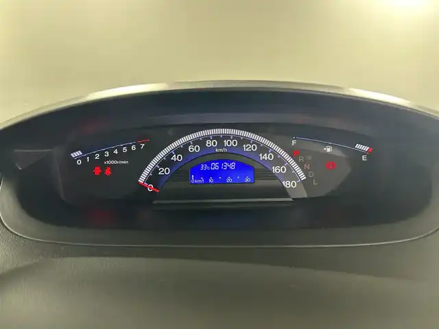 ホンダ フリード スパイク G ジャストセレクション 佐賀県 2010(平22)年 6.2万km アラバスターシルバーメタリック 純正7インチナビ/AM/FM/CD/DVD/ワンセグTV/バックカメラ/両側イージークローザードア/ビルトインETC/オートライト/ステアリングスイッチ/電動格納ミラー/フロアマット/リモコンキー/スペアキ―