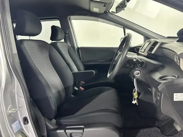 ホンダ フリード スパイク G ジャストセレクション 佐賀県 2010(平22)年 6.2万km アラバスターシルバーメタリック 純正7インチナビ/AM/FM/CD/DVD/ワンセグTV/バックカメラ/両側イージークローザードア/ビルトインETC/オートライト/ステアリングスイッチ/電動格納ミラー/フロアマット/リモコンキー/スペアキ―