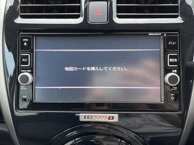 日産 マーチ ニスモ 山梨県 2016(平28)年 4.1万km ブリリアントホワイトパール 純正ＳＤナビ　/バックカメラ　/ＥＴＣ　/ドラレコ　/純正フロアマット　/ＮＩＳＭＯ純正フルエアロ　/ＮＩＳＭＯ純正１６インチＡＷ　/ＡＢＳ　/横滑り防止装置　/盗難防止装置　/オートライト　/キセノンヘッドライト