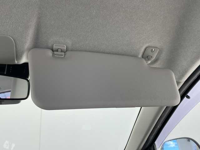 ダイハツ ミラ イース L SAⅢ 千葉県 2020(令2)年 5.1万km ホワイト 衝突被害軽減システム/レーンキープアシスト/コーナーセンサー（前後）/アイドリングストップ/オートハイビーム/社外6/75インチSDナビ（SL1118NV）/　（Bluetooth/CD/USB）/社外ドライブレコーダー（前方のみ）/純正フロアマット