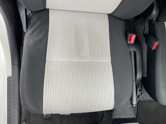 ダイハツ ミラ イース L SAⅢ 千葉県 2020(令2)年 5.1万km ホワイト 衝突被害軽減システム/レーンキープアシスト/コーナーセンサー（前後）/アイドリングストップ/オートハイビーム/社外6/75インチSDナビ（SL1118NV）/　（Bluetooth/CD/USB）/社外ドライブレコーダー（前方のみ）/純正フロアマット