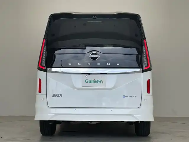 日産 セレナ e－パワー ハイウェイスター V 愛知県 2025(令7)年 0.1千km 白 登録済未使用車/プロパイロット/純正12型ディスプレイオーディオナビ（あり）/全方位カメラ/両側パワースライドドア/クルーズコントロール/イージーオープン機能/コーナーセンサー/純正アルミホイール/ETC2.0/ブラインドスポットモニター/LEDヘッドライト/リアオートエアコン/レーンキープアシスト/オートマチックハイビーム/ワイヤレス充電器/ドライブレコーダー/衝突被害軽減ブレーキ/フルセグTV/Bluetooth/ステアリングスイッチ/スマートキー/プッシュスタート
