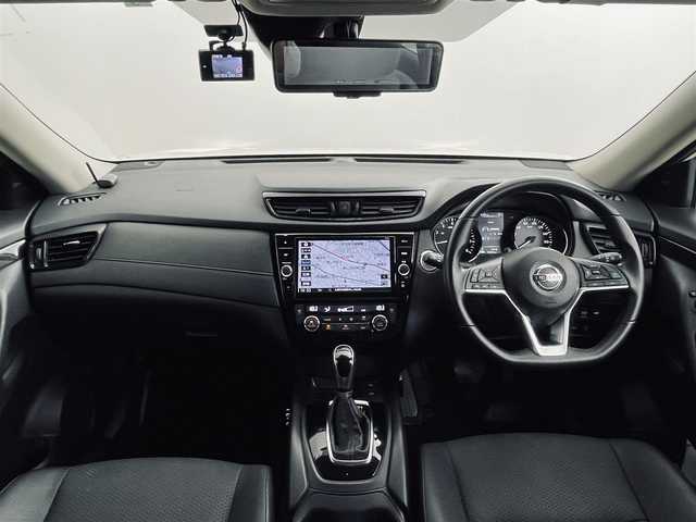 日産 エクストレイル 20Xi Vセレクション 道央・札幌 2022(令4)年 1.9万km ブリリアントホワイトパール ・4WD/・ワンオーナー/・NISMO製エアロ（FリップSRアンダー）/・NISMO製スポーツマフラー/・純正18inchブラックAW/・純正SDナビ（MM320D-L）/　CD/DVD/SD/Bt/USB/iPod/AUX/フルセグ/・アラウンドビューモニター/・プロパイロット/・エマージェンシーブレーキ/・車線、後側方車両検知警報/・クロストラフィック/・カプロンシート/・シートヒーター（全席）/・パワーシート（D/N）/・LEDヘッドライト/・オートハイビーム/・オートライト/・コーナーセンサー（F/R）/・デジタルインナーミラー/・オートブレーキホールド/・ビルトインETC/・社外前後ドライブレコーダー（CS-91FH）/・スマートキー/・プッシュスタート/・純正エンジンスターター/・社外AWスタッドレス積込/（’22 40週目製造 DM-V3 225/60R18）/・保証書、取説（有）/・スペアキーｘ１