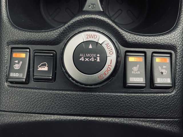 日産 エクストレイル 20Xi Vセレクション 道央・札幌 2022(令4)年 1.9万km ブリリアントホワイトパール ・4WD/・ワンオーナー/・NISMO製エアロ（FリップSRアンダー）/・NISMO製スポーツマフラー/・純正18inchブラックAW/・純正SDナビ（MM320D-L）/　CD/DVD/SD/Bt/USB/iPod/AUX/フルセグ/・アラウンドビューモニター/・プロパイロット/・エマージェンシーブレーキ/・車線、後側方車両検知警報/・クロストラフィック/・カプロンシート/・シートヒーター（全席）/・パワーシート（D/N）/・LEDヘッドライト/・オートハイビーム/・オートライト/・コーナーセンサー（F/R）/・デジタルインナーミラー/・オートブレーキホールド/・ビルトインETC/・社外前後ドライブレコーダー（CS-91FH）/・スマートキー/・プッシュスタート/・純正エンジンスターター/・社外AWスタッドレス積込/（’22 40週目製造 DM-V3 225/60R18）/・保証書、取説（有）/・スペアキーｘ１