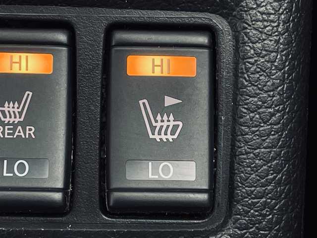 日産 エクストレイル 20Xi Vセレクション 道央・札幌 2022(令4)年 1.9万km ブリリアントホワイトパール ・4WD/・ワンオーナー/・NISMO製エアロ（FリップSRアンダー）/・NISMO製スポーツマフラー/・純正18inchブラックAW/・純正SDナビ（MM320D-L）/　CD/DVD/SD/Bt/USB/iPod/AUX/フルセグ/・アラウンドビューモニター/・プロパイロット/・エマージェンシーブレーキ/・車線、後側方車両検知警報/・クロストラフィック/・カプロンシート/・シートヒーター（全席）/・パワーシート（D/N）/・LEDヘッドライト/・オートハイビーム/・オートライト/・コーナーセンサー（F/R）/・デジタルインナーミラー/・オートブレーキホールド/・ビルトインETC/・社外前後ドライブレコーダー（CS-91FH）/・スマートキー/・プッシュスタート/・純正エンジンスターター/・社外AWスタッドレス積込/（’22 40週目製造 DM-V3 225/60R18）/・保証書、取説（有）/・スペアキーｘ１