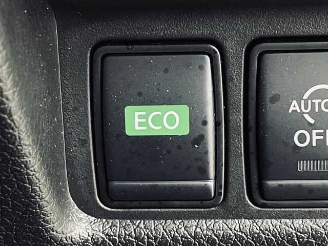 日産 エクストレイル 20Xi Vセレクション 道央・札幌 2022(令4)年 1.9万km ブリリアントホワイトパール ・4WD/・ワンオーナー/・NISMO製エアロ（FリップSRアンダー）/・NISMO製スポーツマフラー/・純正18inchブラックAW/・純正SDナビ（MM320D-L）/　CD/DVD/SD/Bt/USB/iPod/AUX/フルセグ/・アラウンドビューモニター/・プロパイロット/・エマージェンシーブレーキ/・車線、後側方車両検知警報/・クロストラフィック/・カプロンシート/・シートヒーター（全席）/・パワーシート（D/N）/・LEDヘッドライト/・オートハイビーム/・オートライト/・コーナーセンサー（F/R）/・デジタルインナーミラー/・オートブレーキホールド/・ビルトインETC/・社外前後ドライブレコーダー（CS-91FH）/・スマートキー/・プッシュスタート/・純正エンジンスターター/・社外AWスタッドレス積込/（’22 40週目製造 DM-V3 225/60R18）/・保証書、取説（有）/・スペアキーｘ１