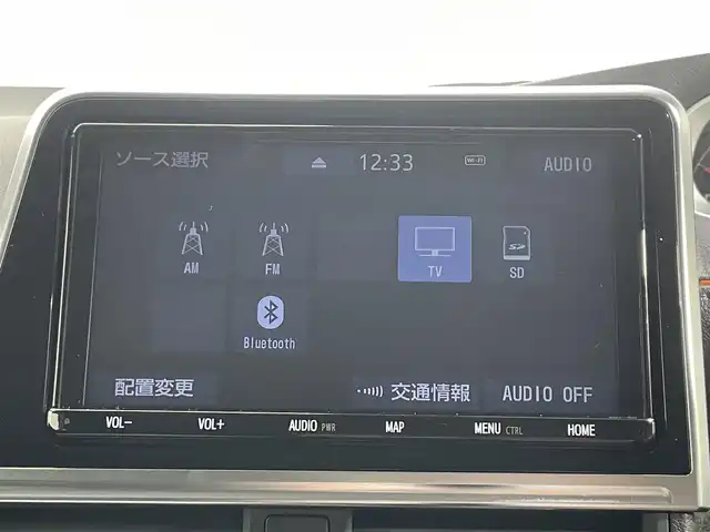 トヨタ シエンタ G 大阪府 2019(令1)年 2.3万km ホワイトパールクリスタルシャイン 純正9incナビTV Bカメラ 両側パワースライドドア 衝突軽減B レーンアシスト オートハイビーム スマートキー Pスタート オートエアコン クリアランスソナー