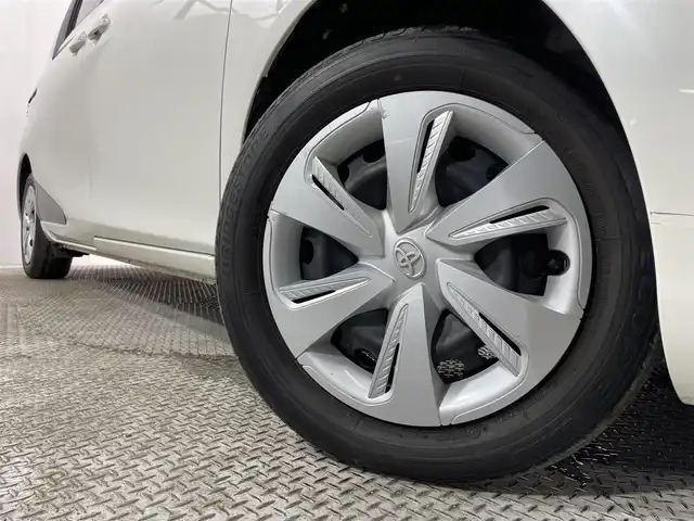 トヨタ シエンタ G 大阪府 2019(令1)年 2.3万km ホワイトパールクリスタルシャイン 純正9incナビTV Bカメラ 両側パワースライドドア 衝突軽減B レーンアシスト オートハイビーム スマートキー Pスタート オートエアコン クリアランスソナー