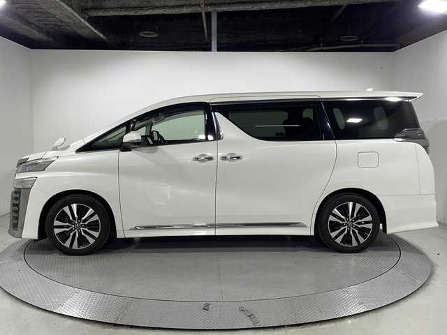 トヨタ ヴェルファイア Z Gエディション 広島県 2018(平30)年 5.8万km ホワイトパールクリスタルシャイン 禁煙車/純正１０型ナビ/後席フリップダウンモニター/サンルーフ/温／冷シート/両側パワースライドドア/パワーシート/ステアリングヒーター/レーダークルーズコントロール/アダブティブヘッドライト/電動リアゲート/コーナーセンサー/レーンキープ/衝突軽減/踏み間違い防止/純正18インチアルミホイール(235/50/R18)/エアバッグ(運転席/助手席/サイド/カーテン)