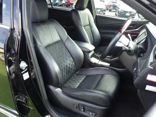 トヨタ ハリアー プレミアム 千葉県 2014(平26)年 6.9万km ブラック 235/55R18/パワーバックドア/運転席パワーシート/ハーフレザーシート/9インチ純正SDナビ/地デジTV/【DVD/CD再生機能　Bluetooth接続】/バックカメラ/ドライブレコーダー（前後撮影）/革巻きステアリング/ステアリングスイッチ/ETC/LEDヘッドライト/フォグライト/ウインカーミラー/純正18インチアルミホイル/サイド/カーテンエアバッグ/スマートキー