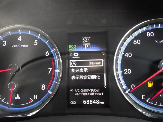 トヨタ ハリアー プレミアム 千葉県 2014(平26)年 6.9万km ブラック 235/55R18/パワーバックドア/運転席パワーシート/ハーフレザーシート/9インチ純正SDナビ/地デジTV/【DVD/CD再生機能　Bluetooth接続】/バックカメラ/ドライブレコーダー（前後撮影）/革巻きステアリング/ステアリングスイッチ/ETC/LEDヘッドライト/フォグライト/ウインカーミラー/純正18インチアルミホイル/サイド/カーテンエアバッグ/スマートキー