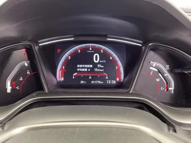 ホンダ シビック ハッチバック 栃木県 2020(令2)年 1.2万km プラチナホワイトパール メモリーナビ/（CD/Bluetooth/フルセグTV）/バックモニター/衝突軽減ブレーキ/ビルトインETC2.0/前席パワーシート/前席シートヒーター/オートライト/LEDヘッドライト/パドルシフト/横滑り防止装置/スマートキー/プッシュスタート/電動格納ミラー/純正アルミホイール/純正フロアマット
