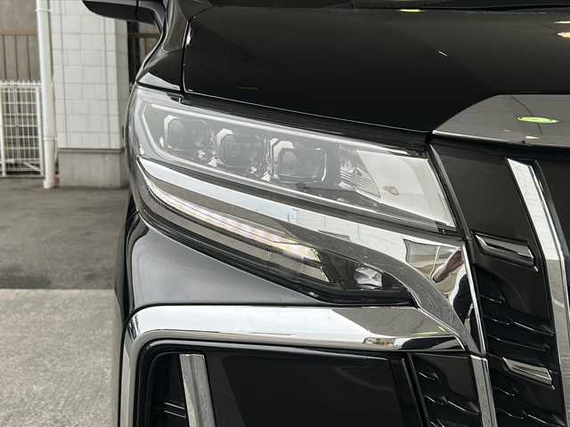 トヨタ アルファード S Cパッケージ 京都府 2020(令2)年 8.8万km ブラック ワンオーナー/純正ディスプレイオーディオナビ/Bluetooth/Miracast/ツインムーンルーフ/両側パワースライドドア/フリップダウンモニター/バックカメラ/パワーバックドア/デジタルインナーミラー/ビルトインETC/ドライブレコーダー/禁煙/メモリーパワーシート/前席シートヒーター/エアシート/プリクラッシュセーフティ/前後コーナーセンサー/レーンキープアシスト/BSM/ステアリングヒーター/ステアリングスイッチ/プッシュスタート/純正18インチAW/ウッドコンビハンドル/電動パーキングブレーキ/3列シート/黒革シート/三眼LEDヘッドライト/オートライト/オートマチックハイビーム/置くだけ充電/純正ドアバイザー/フロアマット