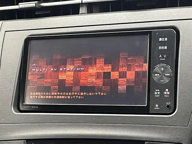 トヨタ プリウス S ツーリングセレクション 宮城県 2011(平23)年 2.7万km ブラック 純正ナビ　/バックカメラ　/ＥＴＣ　/ＨＩＤヘッドランプ　/フォグランプ　/フルセグＴＶ　/Ｂｌｕｅｔｏｏｔｈオーディオ　/CD/DVD再生/スマートキー　/純正１７インチアルミホイール　/ヘッドライトウォッシャー　/オートライト　/禁煙車