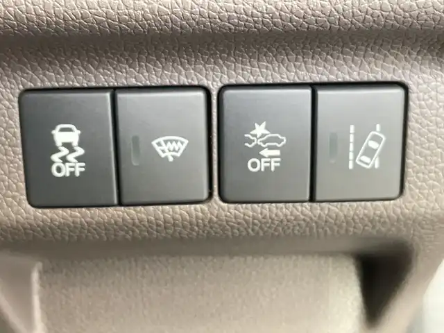 ホンダ フリード＋ ハイブリット G 栃木県 2022(令4)年 1.9万km スーパープラチナグレーメタリック 純正メモリナビ/（CD/DVD/フルセグTV//Bluetooth/SD/AUX/USB/iPod）/バックカメラ/コーナーセンサー/ETC/前後ドライブレコーダー/両側パワースライドドア/前席シートヒーター/禁煙車/オートライト/LEDヘッドライト/横滑り防止装置/スマートキー/プッシュスタート/ステアリングスイッチ/ウィンカーミラー/純正フロアマット/ワイパーデアイサー