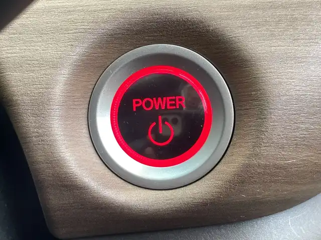 ホンダ フリード＋ ハイブリット G 栃木県 2022(令4)年 1.9万km スーパープラチナグレーメタリック 純正メモリナビ/（CD/DVD/フルセグTV//Bluetooth/SD/AUX/USB/iPod）/バックカメラ/コーナーセンサー/ETC/前後ドライブレコーダー/両側パワースライドドア/前席シートヒーター/禁煙車/オートライト/LEDヘッドライト/横滑り防止装置/スマートキー/プッシュスタート/ステアリングスイッチ/ウィンカーミラー/純正フロアマット/ワイパーデアイサー