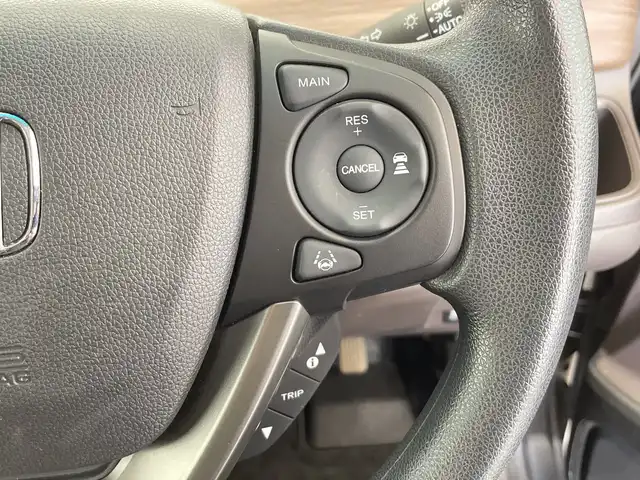 ホンダ フリード＋ ハイブリット G 栃木県 2022(令4)年 1.9万km スーパープラチナグレーメタリック 純正メモリナビ/（CD/DVD/フルセグTV//Bluetooth/SD/AUX/USB/iPod）/バックカメラ/コーナーセンサー/ETC/前後ドライブレコーダー/両側パワースライドドア/前席シートヒーター/禁煙車/オートライト/LEDヘッドライト/横滑り防止装置/スマートキー/プッシュスタート/ステアリングスイッチ/ウィンカーミラー/純正フロアマット/ワイパーデアイサー